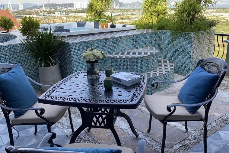 Khách sạn The Secret Hạ Long